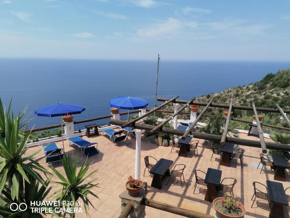 Hotel Punto Azzurro Forio  Bagian luar foto