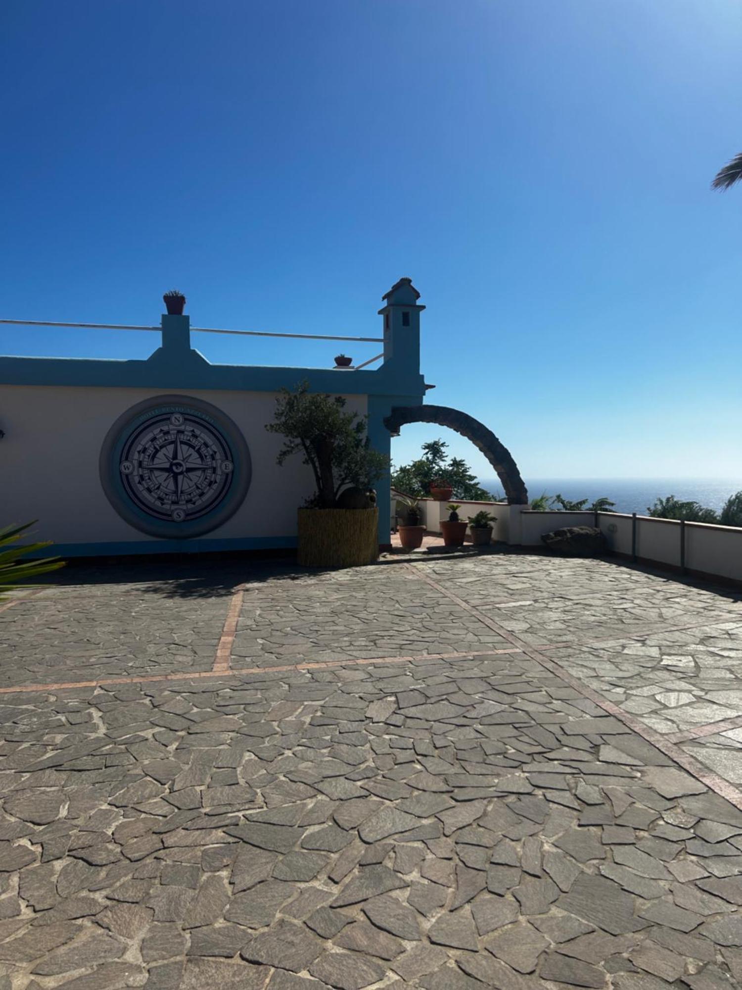 Hotel Punto Azzurro Forio  Bagian luar foto