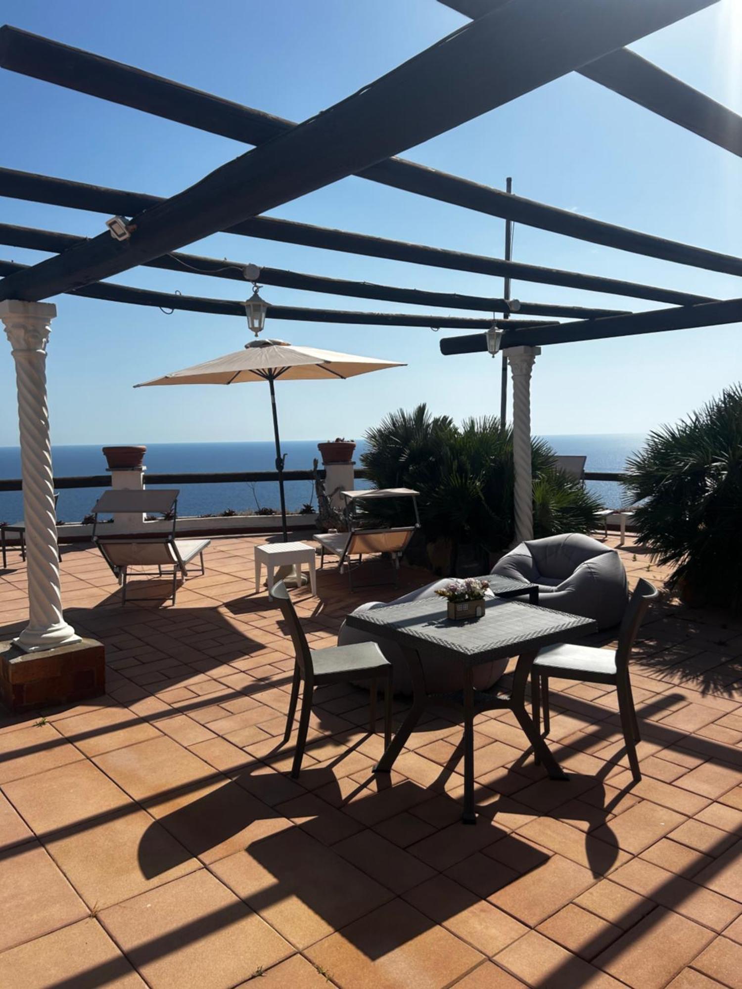 Hotel Punto Azzurro Forio  Bagian luar foto